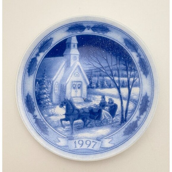 Hallmark Keepsake Spirit of Christmas Tree Ornament 1997 Winter Church Scene - Picture 6 of 6